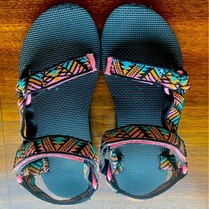 Teva Velcro Sandals Size 7 Pink Blue Orange Pattern
